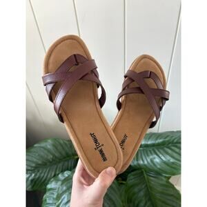 Minnetonka Sunny Leather Thong Sandals Brown Size 10 Wide Width